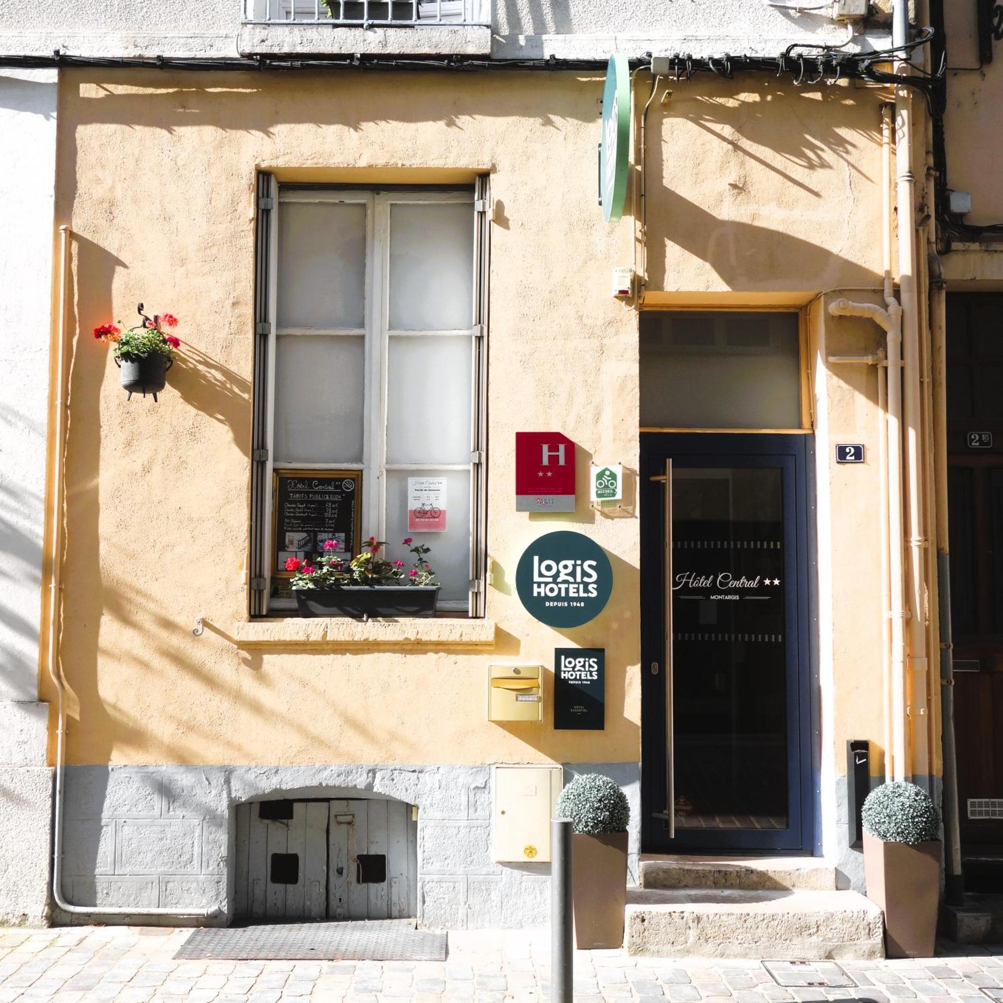 Logis Hôtel Central Montargis Buitenkant foto