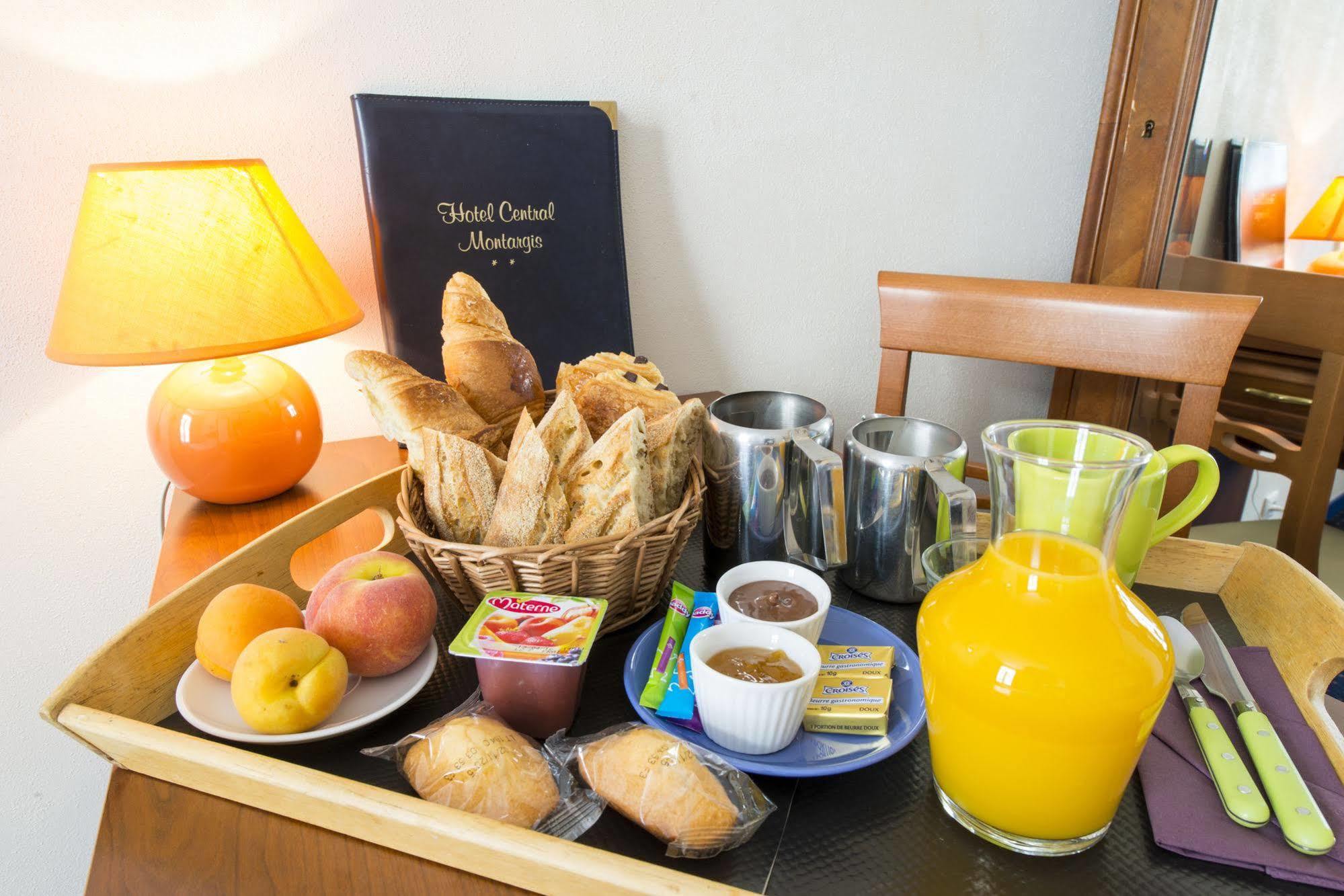 Logis Hôtel Central Montargis Buitenkant foto